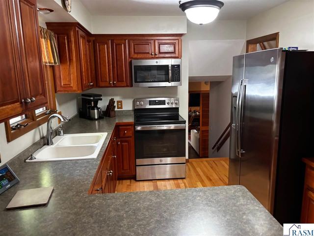 809 W Traverse Road, St. Peter, MN 56082