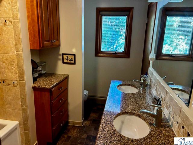 809 W Traverse Road, St. Peter, MN 56082
