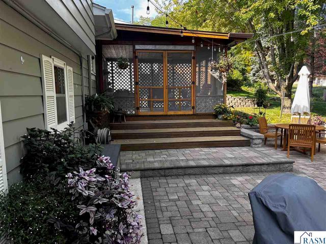 809 W Traverse Road, St. Peter, MN 56082