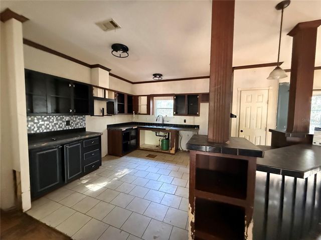 132 POND SIDE TRAIL, Hawthorne, FL 32640