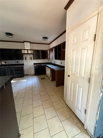 132 POND SIDE TRAIL, Hawthorne, FL 32640