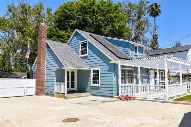 1407 N Towner Street, Santa Ana, CA 92706