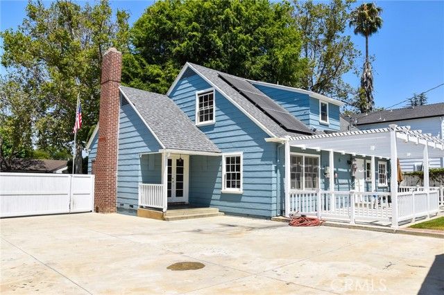 1407 N Towner Street, Santa Ana, CA 92706