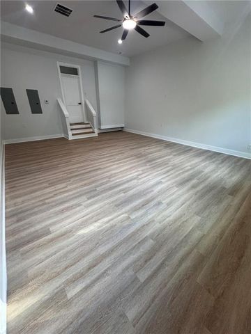 198 Stanhope NW Circle, Atlanta, GA 30314