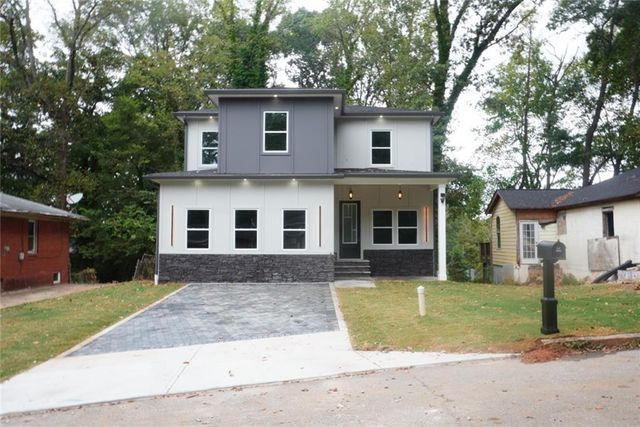 198 Stanhope NW Circle, Atlanta, GA 30314