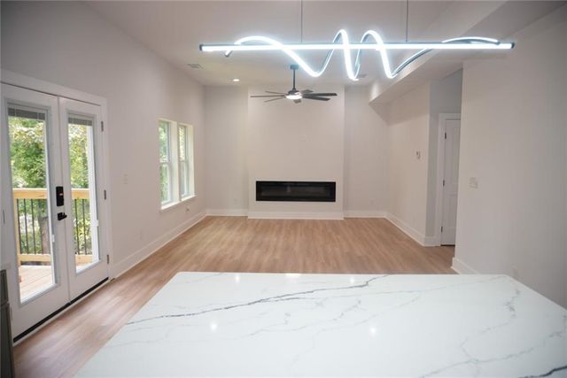 198 Stanhope NW Circle, Atlanta, GA 30314