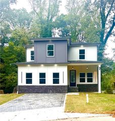 198 Stanhope NW Circle, Atlanta, GA 30314