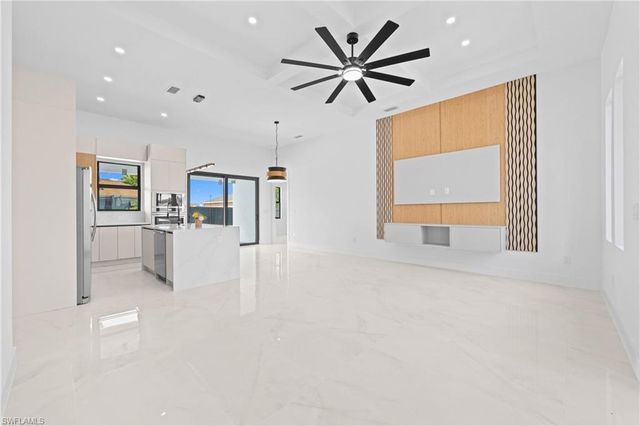 306 NE 11th ST, Cape Coral, FL 33909