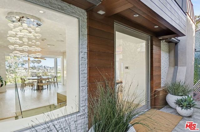 7944 Fareholm Drive, Los Angeles, CA 90046