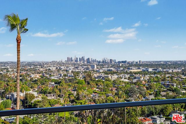 7944 Fareholm Drive, Los Angeles, CA 90046