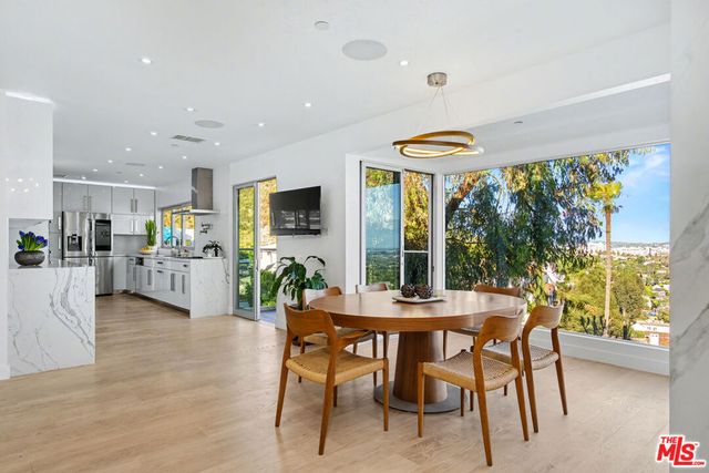 7944 Fareholm Drive, Los Angeles, CA 90046