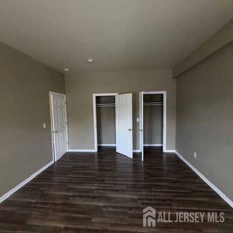 399 North Avenue, Dunellen, NJ 08812
