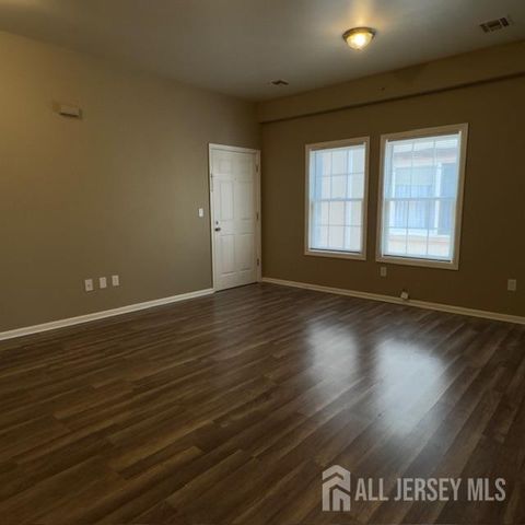 399 North Avenue, Dunellen, NJ 08812