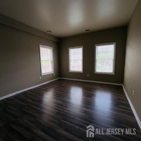 399 North Avenue, Dunellen, NJ 08812