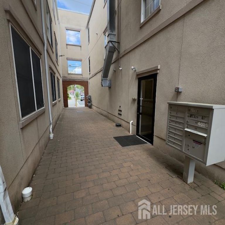 399 North Avenue, Dunellen, NJ 08812