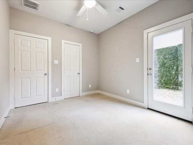 3212 N Macgregor Way C, Houston, TX 77004