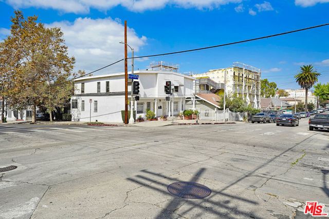 1059 S Harvard Boulevard, Los Angeles, CA 90006