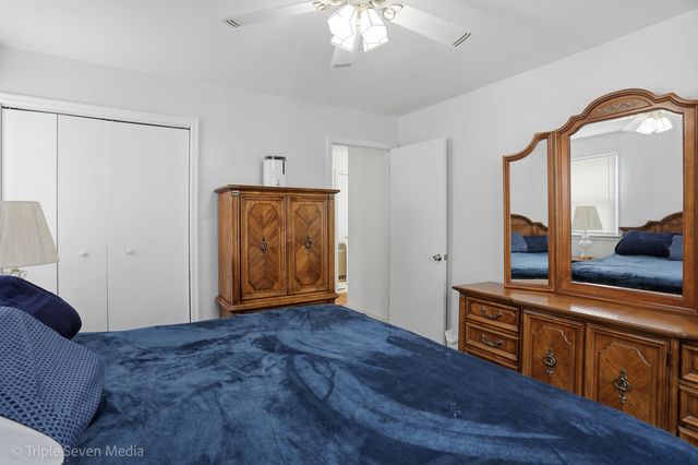 14439 Lawndale Avenue, Midlothian, IL 60445