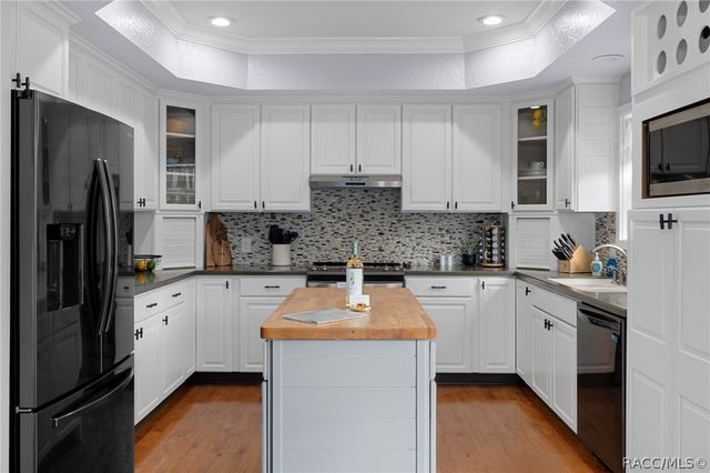 3625 N Suwannee Point, Crystal River, FL 34428