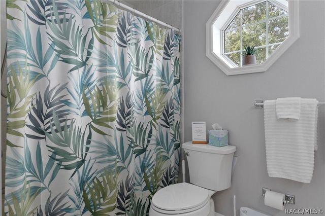 3625 N Suwannee Point, Crystal River, FL 34428