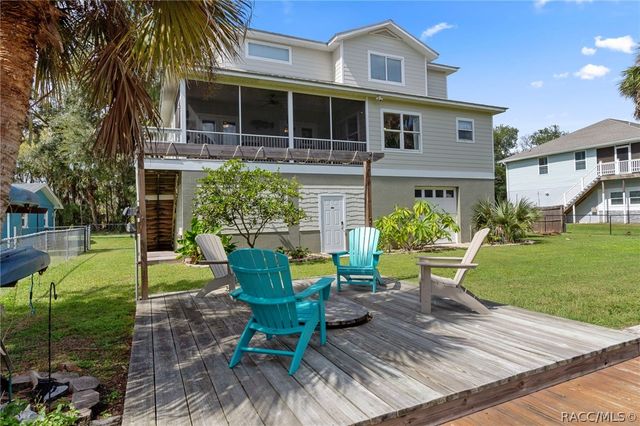 3625 N Suwannee Point, Crystal River, FL 34428