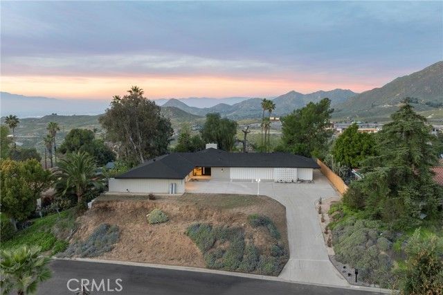 20079 Westpoint Drive, Riverside, CA 92507