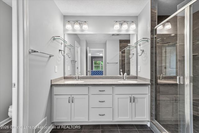 6980 Abbey Lane 86, Grand Ledge, MI 48837