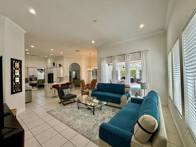 1920 S Club Drive, Wellington, FL 33414