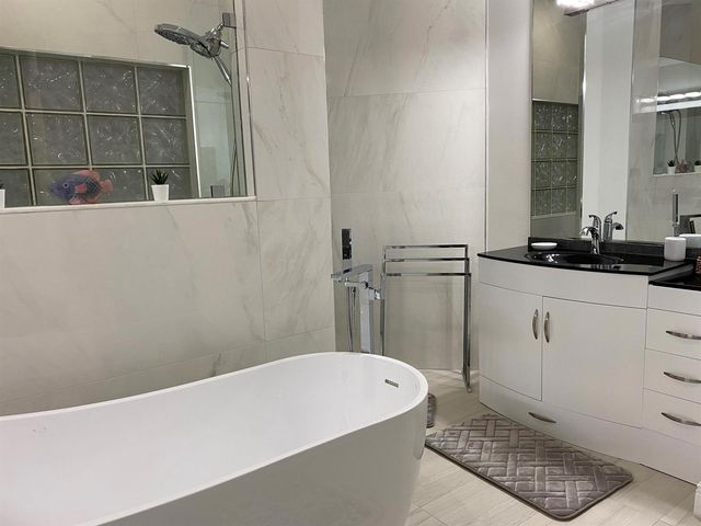 1920 S Club Drive, Wellington, FL 33414