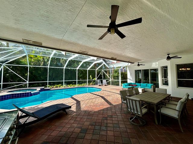 1920 S Club Drive, Wellington, FL 33414