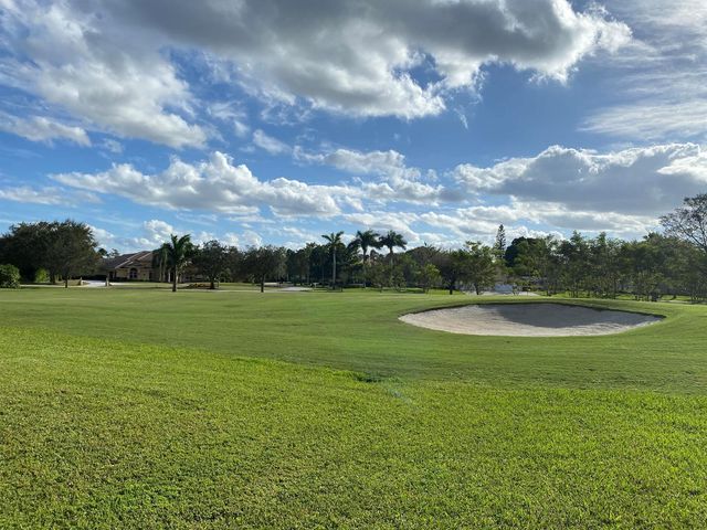 1920 S Club Drive, Wellington, FL 33414
