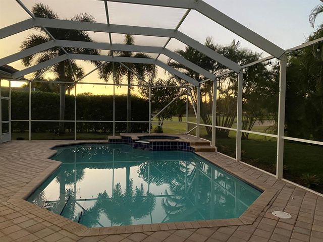 1920 S Club Drive, Wellington, FL 33414
