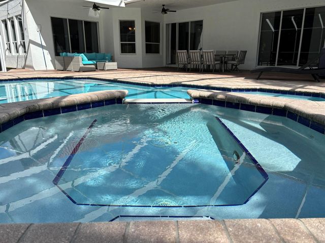 1920 S Club Drive, Wellington, FL 33414