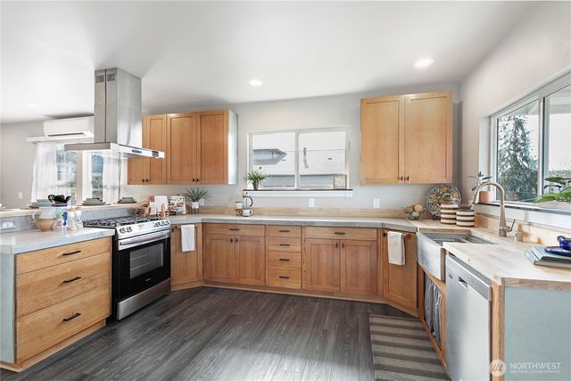 2409 Huron Street, Bellingham, WA 98229