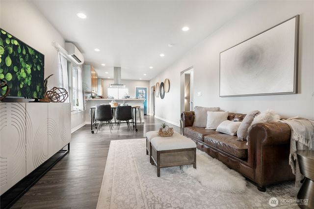 2409 Huron Street, Bellingham, WA 98229