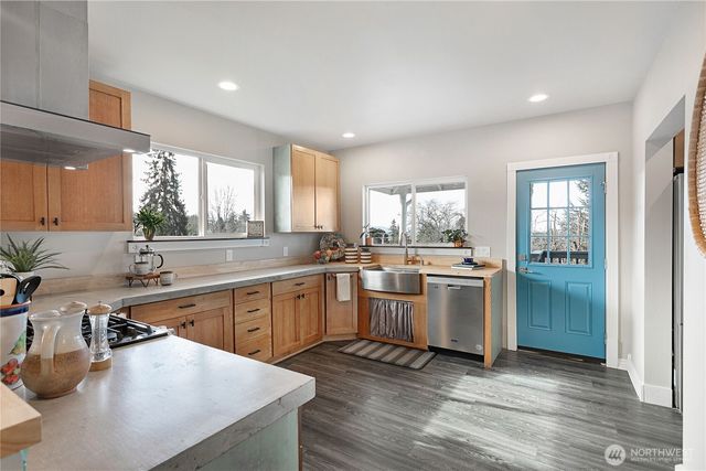 2409 Huron Street, Bellingham, WA 98229