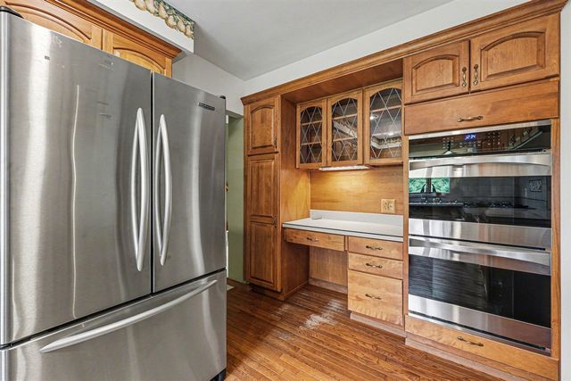 6595 Napier Road, Plymouth, MI 48170