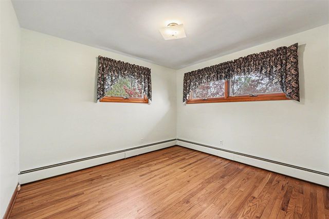 6595 Napier Road, Plymouth, MI 48170