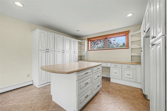6595 Napier Road, Plymouth, MI 48170