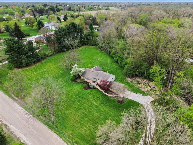 6595 Napier Road, Plymouth, MI 48170