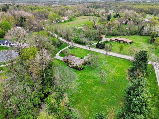 6595 Napier Road, Plymouth, MI 48170