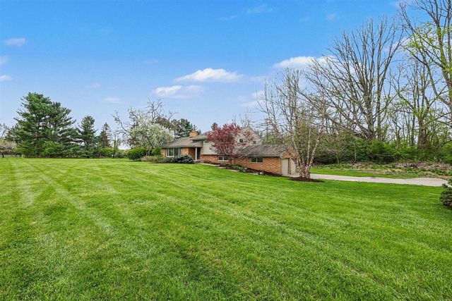 6595 Napier Road, Plymouth, MI 48170