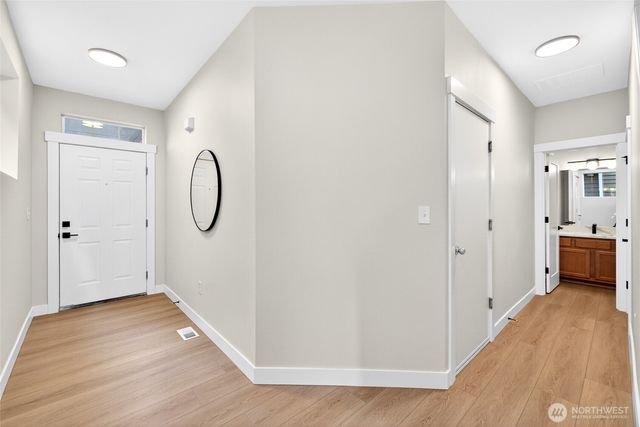 18328 113th Avenue E, Puyallup, WA 98374