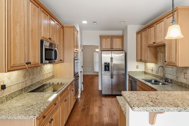 1428 Burnside Dr, Franklin, TN 37067