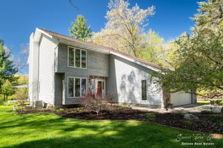 8717 River Oaks Circle, Eureka Twp, MI 48838