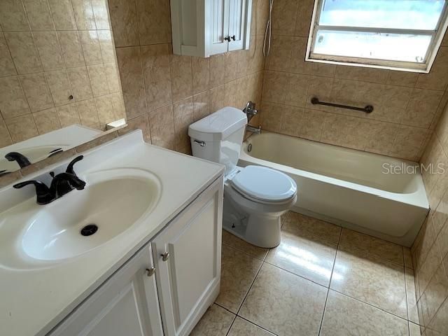 3706 E SHADOWLAWN AVENUE, Tampa, FL 33610