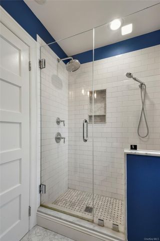 23 Lyons Place, Larchmont, NY 10538