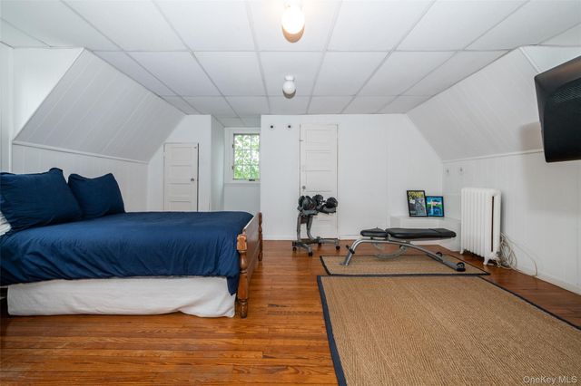 23 Lyons Place, Larchmont, NY 10538