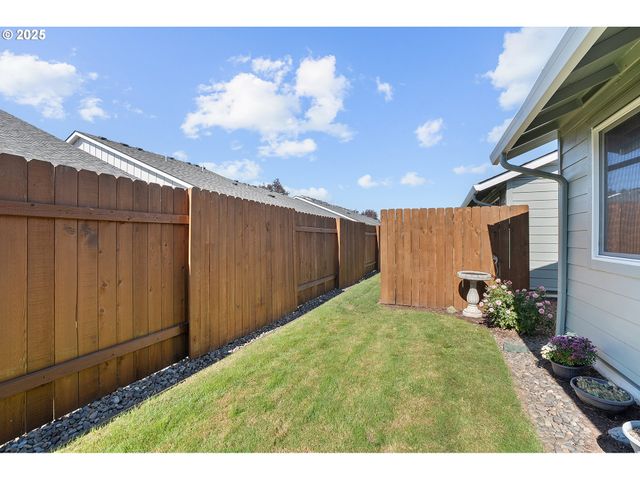 2479 Se 62ND Ln, Hillsboro, OR 97123