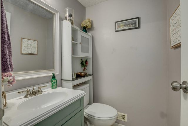 64 Sherwood Drive, Independence, KY 41051